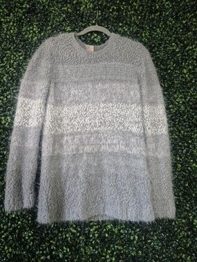 Jasmine & Ginger Gray and Light Gray Fuzzy Crewneck Sweater